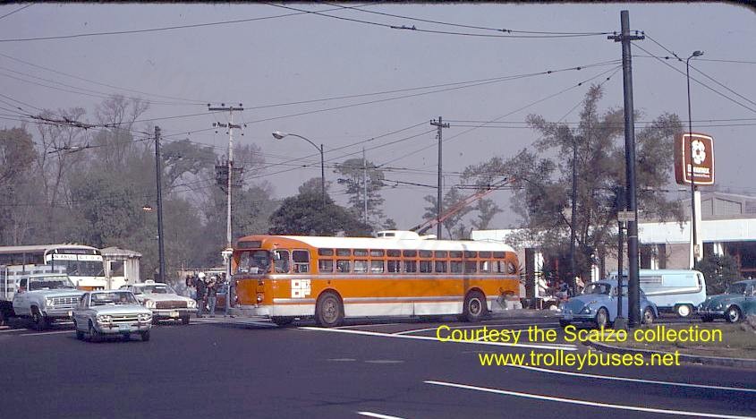 mex_m_mex_mh_3541_quevedouniversidad_19771123_ss.jpg