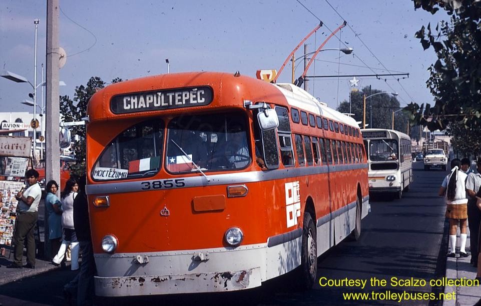 mex_m_mex_sl_3855_puertoaereonortetrientaytres_19721130_ss.jpg