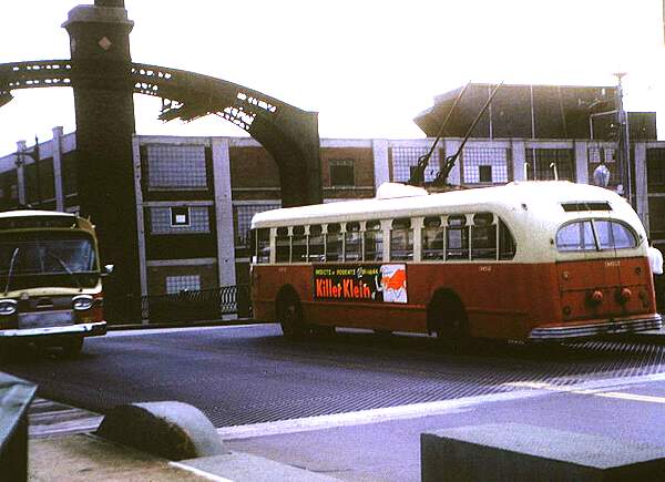 usa_m_mke_ps_030.jpg