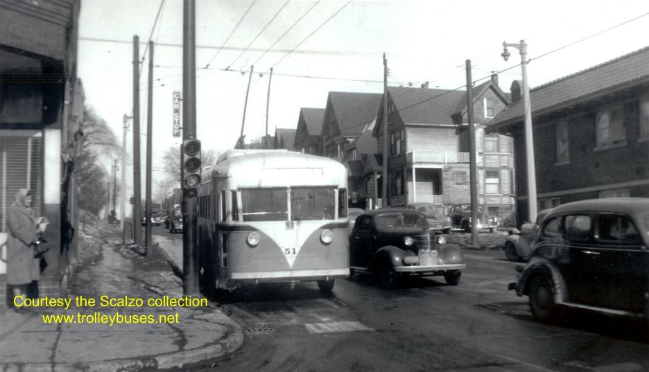 usa_m_mke_twin_51_35thvliet_194701_ss.jpg