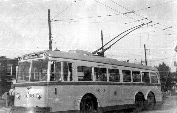 can_m_mtl_engele_4006.jpg