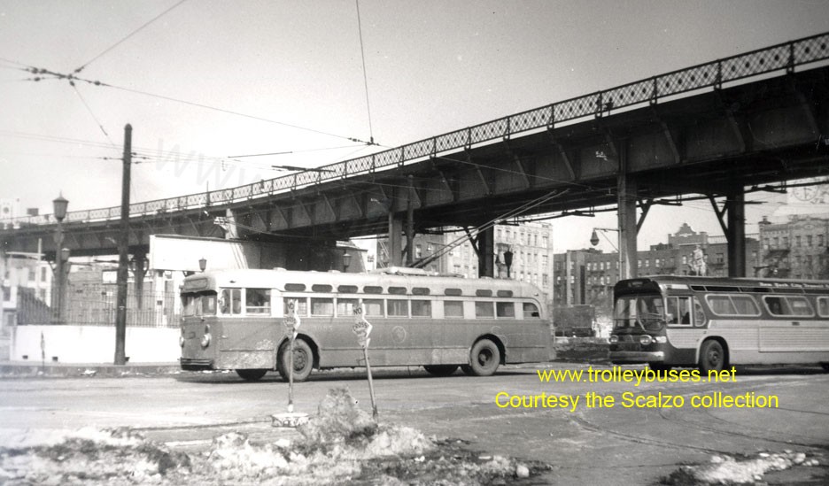 usa_m_nop_sl_3085_williamsburgbridgeplaza_19600312_ss.jpg