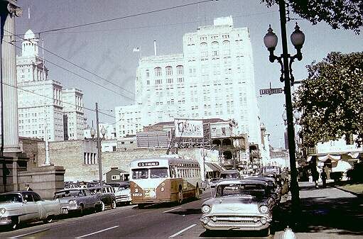usa_m_nor_sl_1273_stcharlesdowntown_19571222_bvp.jpg