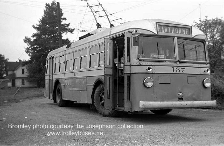usa_m_pdx_mack_137_80thavdivisionstreetloop_193906_jbkj.jpg