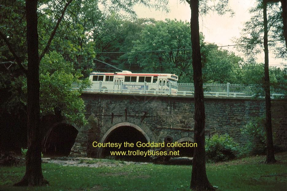 usa_m_phl_amg_01_crossingpennypackcreek_ag.jpg