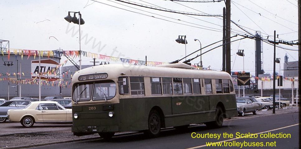usa_m_phl_brill_203_snyderave_196804_ss.jpg