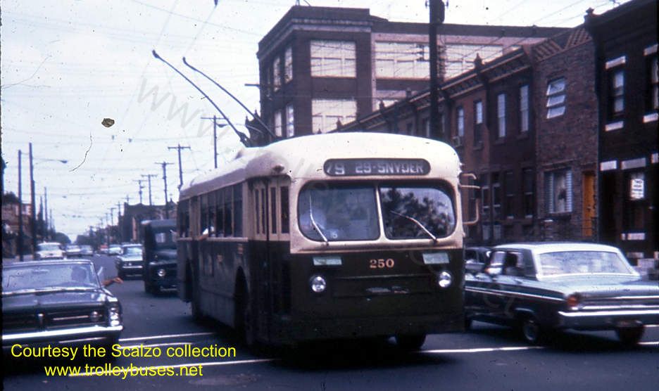 usa_m_phl_brill_250_12thsnyder_196407_ss.jpg