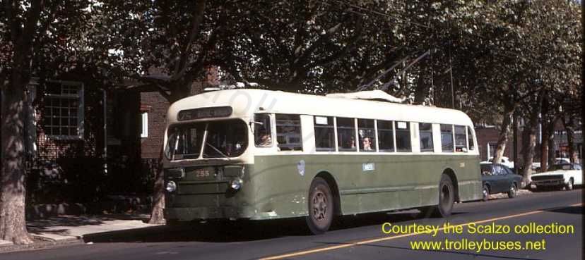 usa_m_phl_brill_255_wyomingrosehill_19711012_ss.jpg