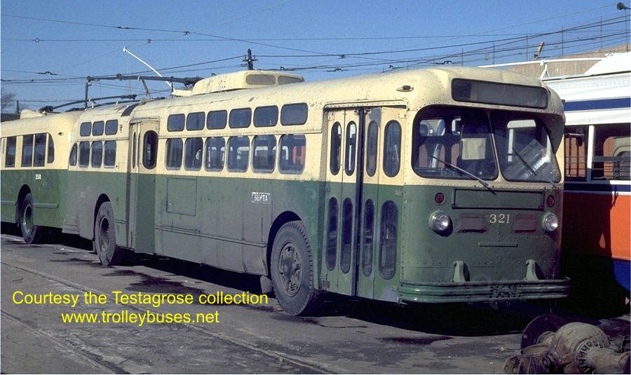 usa_m_phl_mh_321_courtlandcarhouse_19740130_jt.jpg