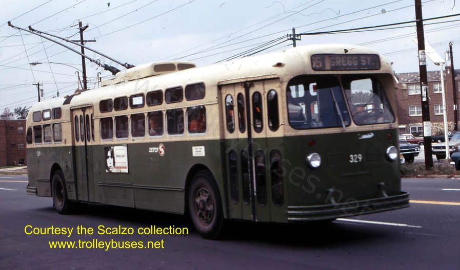 usa_m_phl_mh_329_frankforddevereaux_19711013_ss.jpg