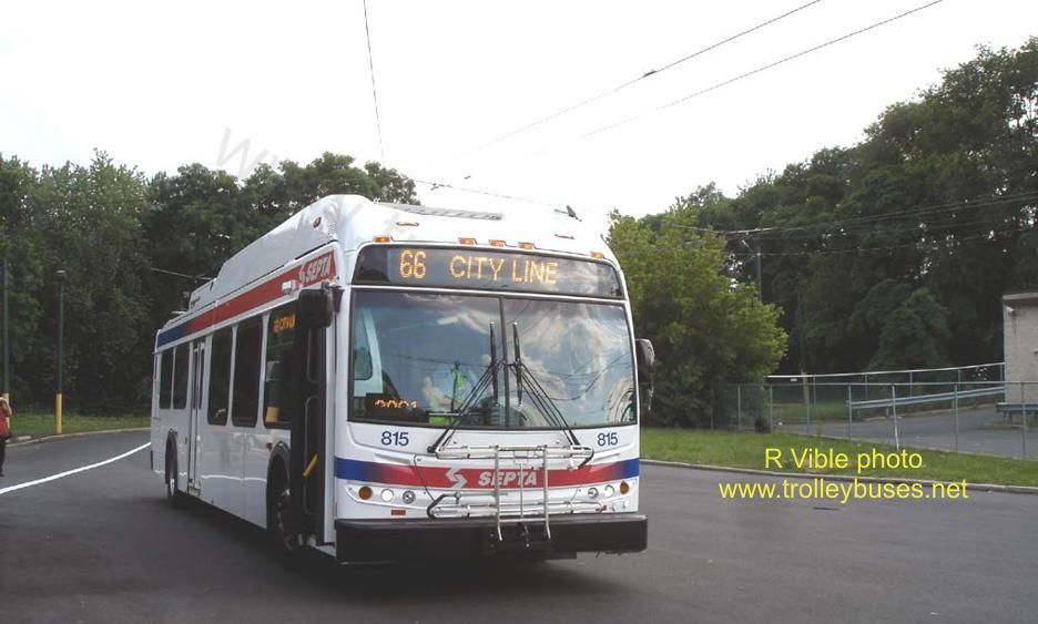 usa_m_phl_newflyer_815_citylineloop_20080615_rvible.jpg