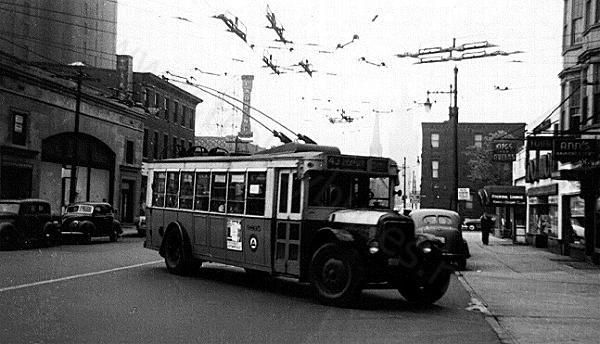 usa_m_psct_yellow_012_newark_bv.jpg