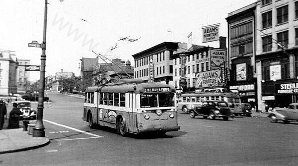 usa_m_psct_yellow_029_newark_bv.jpg