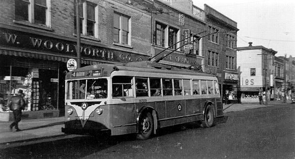 usa_m_psct_yellow_9319_camden_bv.jpg