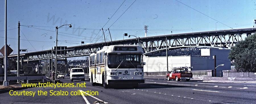 usa_m_sea_amg_997_broadway_19810824_ss.jpg