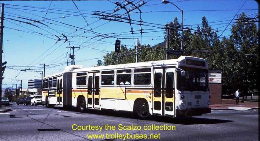 usa_m_sea_man_4021_broadway_198908_ss.jpg