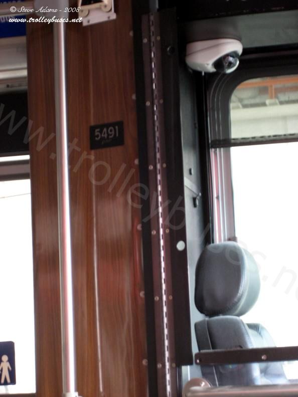 usa_m_sfo_eti_5491_americanbusrepair_04_20081223_shayes.jpg