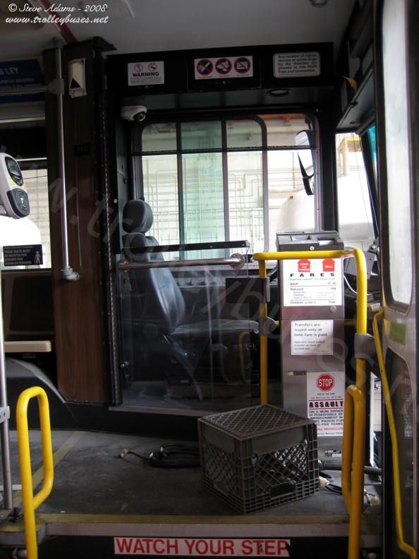 usa_m_sfo_eti_5491_americanbusrepair_06_20081223_shayes.jpg