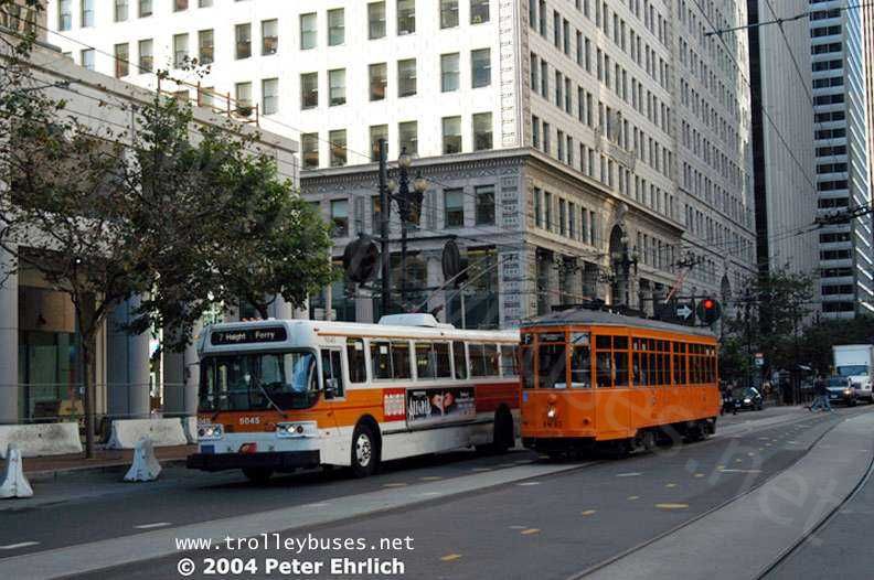 usa_m_sfo_flyer_5045_1815_marketmain_20031008_prepe.jpg