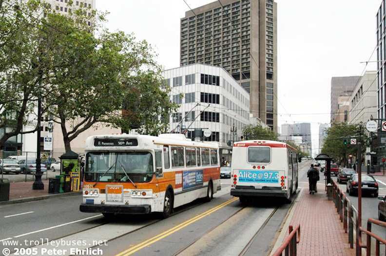 usa_m_sfo_flyer_5057_8143_marketvanness_20050526_prepe.jpg