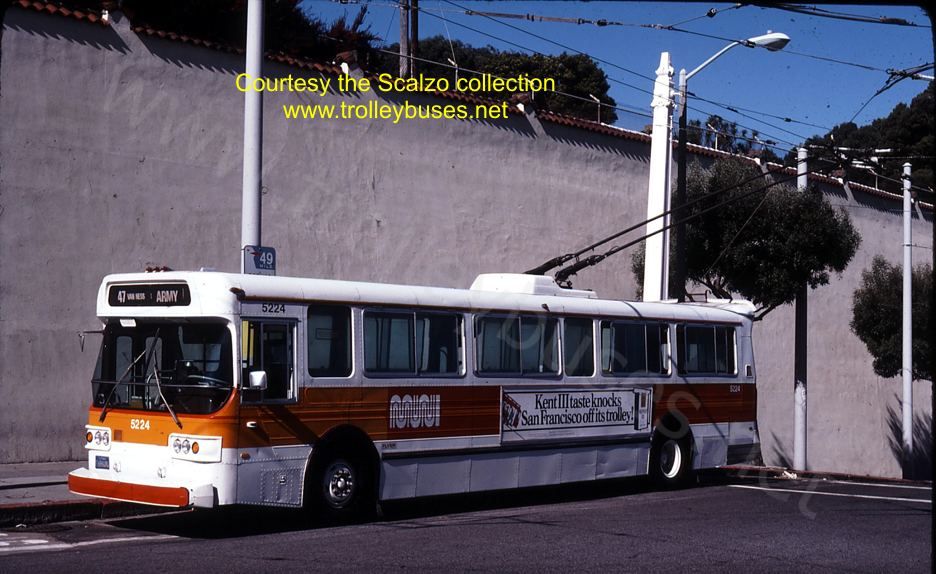 usa_m_sfo_flyer_5224_vannessnorthpoint_19811031_ss.jpg