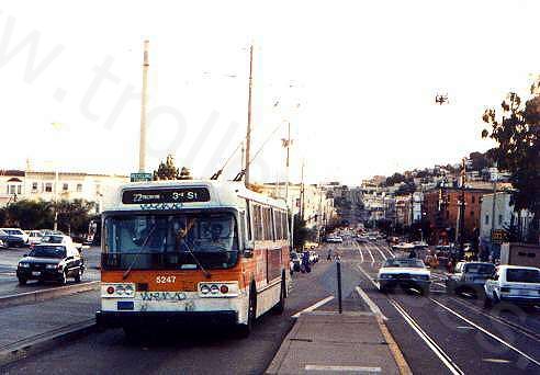 usa_m_sfo_flyer_5247_199111_kj.jpg