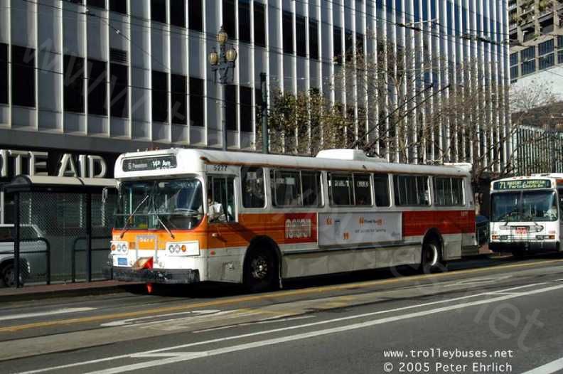 usa_m_sfo_flyer_5277_marketvannessoutbound_20051114_potpe.jpg