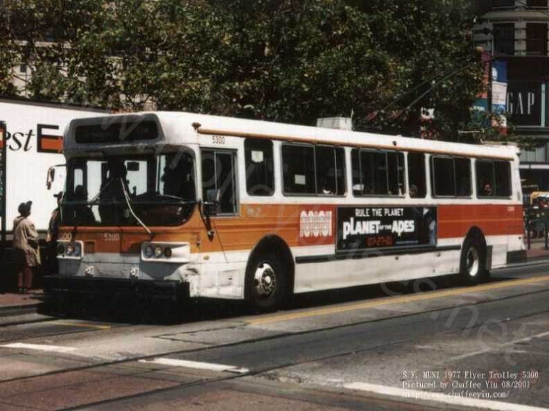 usa_m_sfo_flyer_5300_200108_liu.jpg