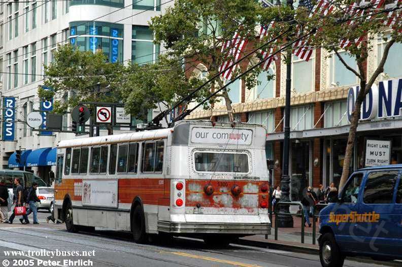 usa_m_sfo_flyer_5300_market4thinbound_20050708_potpe.jpg