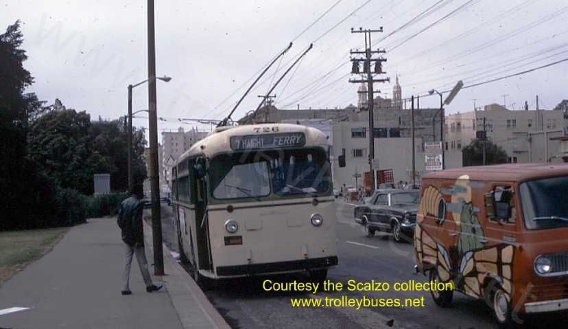 usa_m_sfo_mh_726_rt7stanyanhaight_197005_ss.jpg