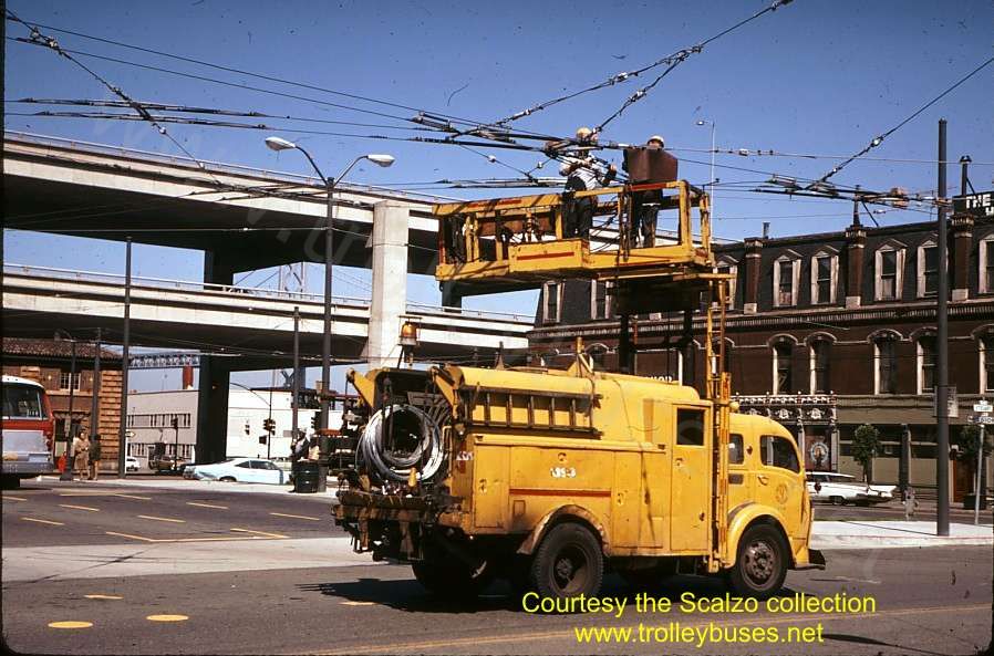 usa_m_sfo_misc_linetruck_ferryloop_19700722_ss.jpg