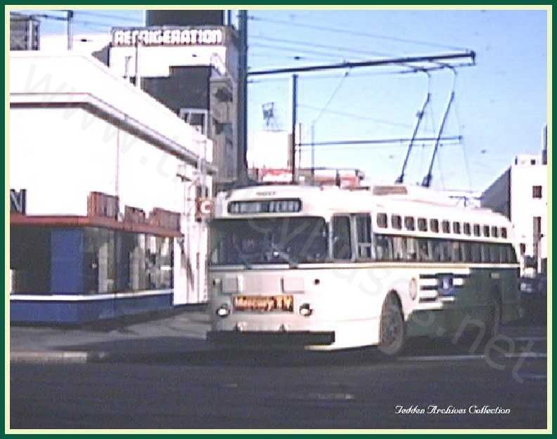 usa_m_sfo_sl_860_redden.jpg