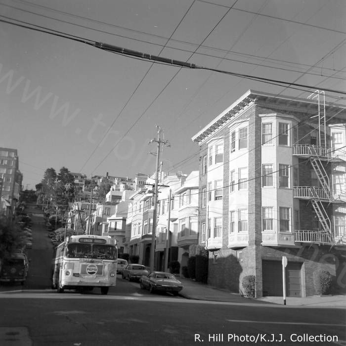 usa_m_sfo_twin_11_rt41bakerfilbert_rhkjj.jpg