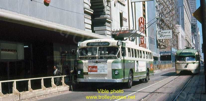 usa_m_sfo_twin_597_pcc1164_marketpowell_vible.jpg