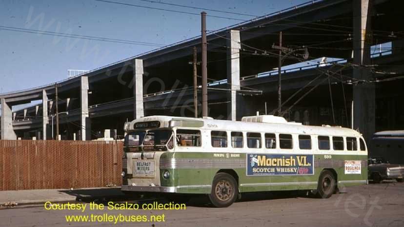 usa_m_sfo_twin_599_ferrybldg_19681125_ss.jpg