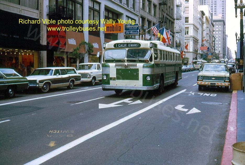 usa_m_sfo_twin_607_postst_rvwy.jpg