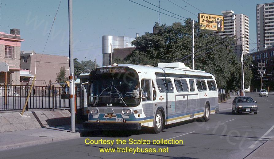 can_m_tor_bbc_9151_davenportbay_19930716_ss.jpg