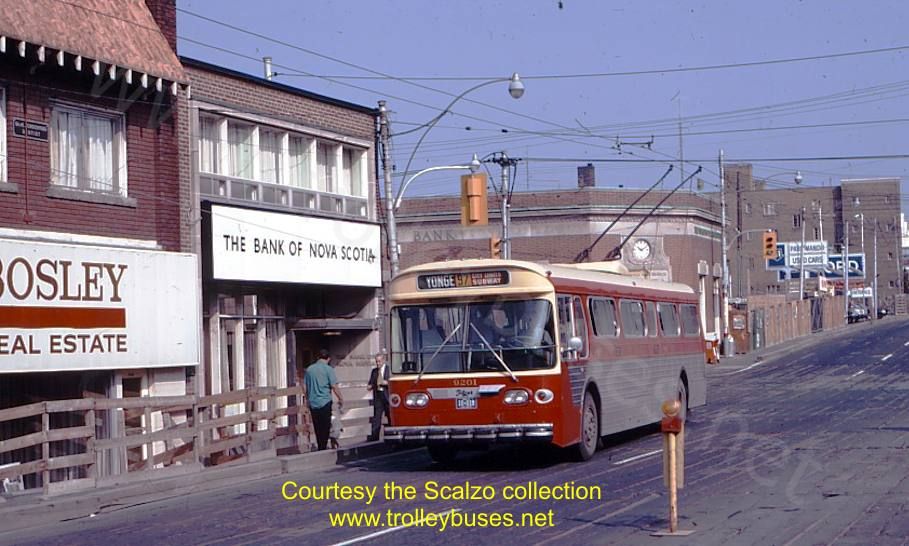 can_m_tor_flyer_9201_yongelawrence_19710905_ss.jpg