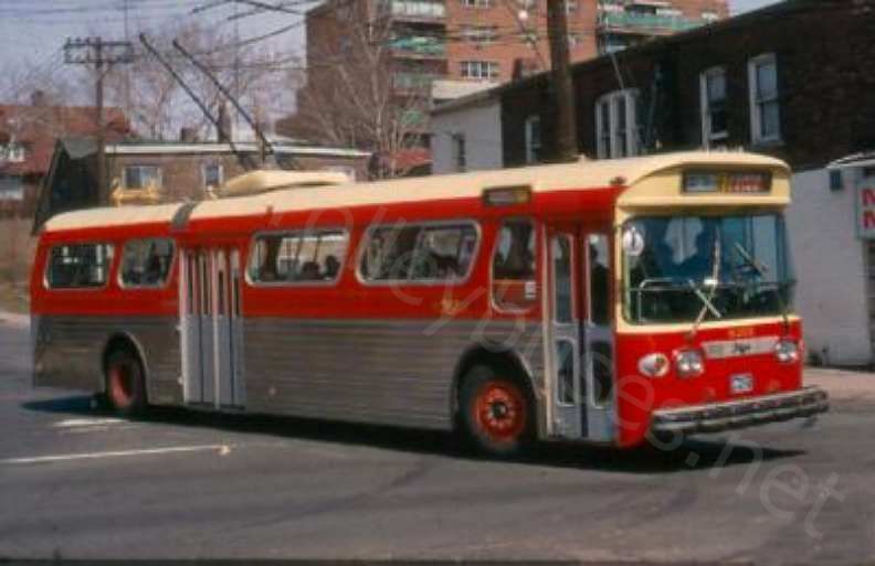 can_m_tor_flyer_9203_ossington_197104.jpg