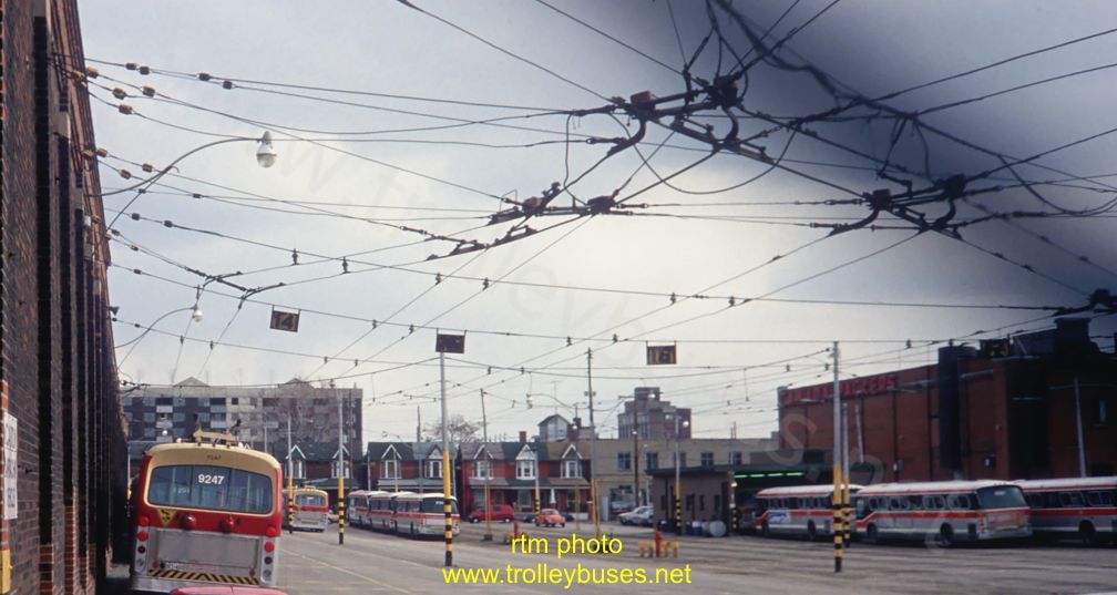can_m_tor_flyer_9247_lansdowne_1988_rtm.jpg