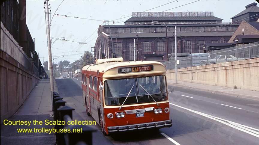 can_m_tor_flyer_9266_lansdownedupont1_19710906_ss.jpg