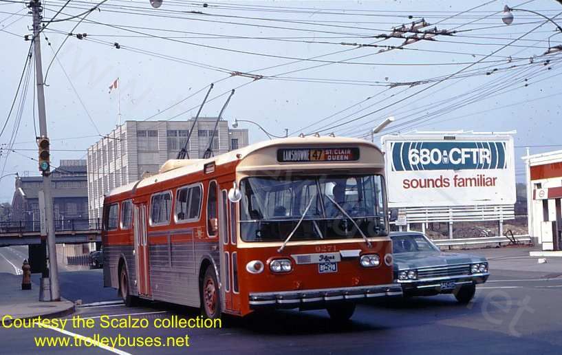 can_m_tor_flyer_9271_lansdownedupont_19710906_ss.jpg