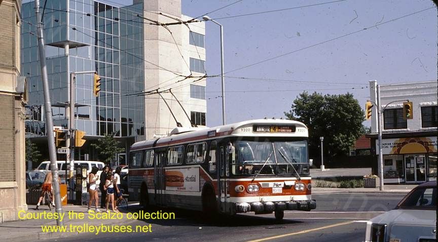 can_m_tor_flyer_9320_janebloor_198207_ss.jpg