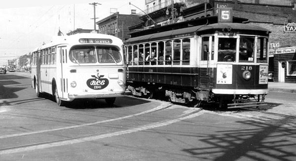can_m_van_brill_2041_streetcar_218.jpg