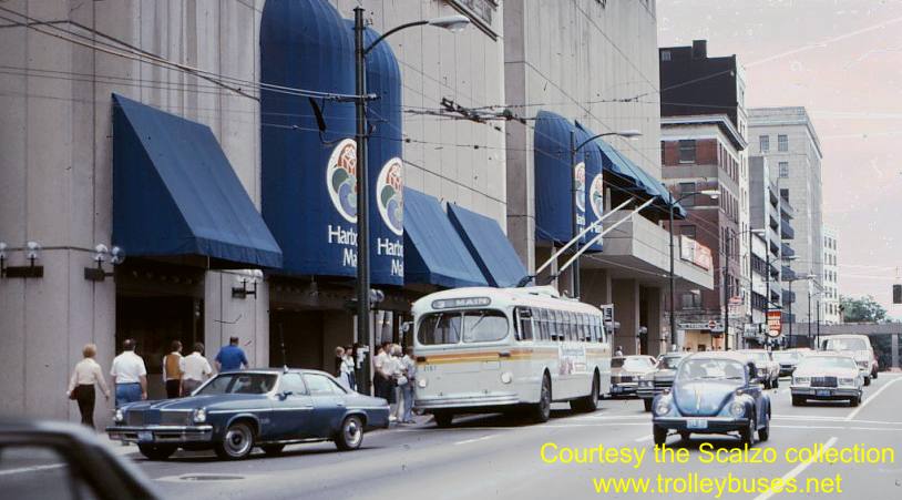 can_m_van_brill_2157_rt3cordoviaseymour_19810828_ss.jpg