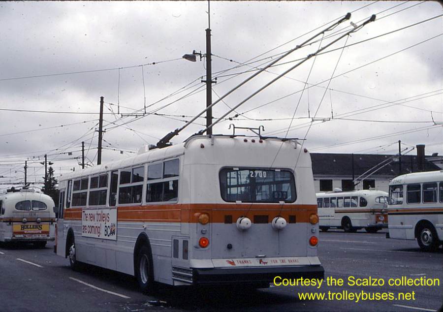 can_m_van_flyer_2700_02_198207_ss.jpg