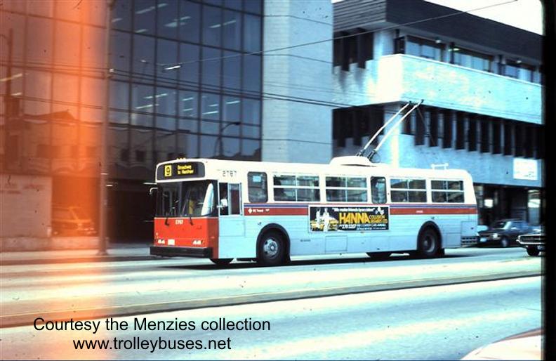 can_m_van_flyer_2787_broadway_dmenz.jpg