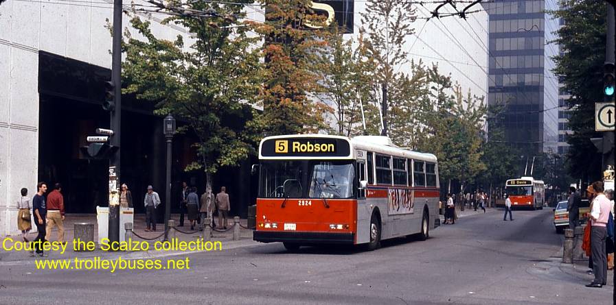 can_m_van_flyer_2924_1983_ss.jpg
