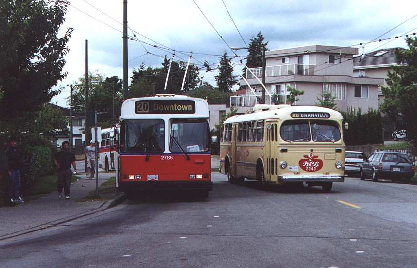 can_m_van_ftbrill_2040_flyer_2786_20000820.jpg