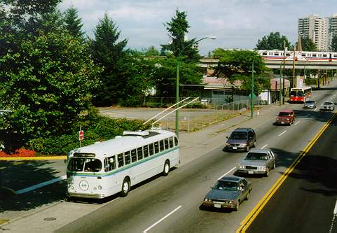 can_m_van_ftbrill_2416_15.jpg
